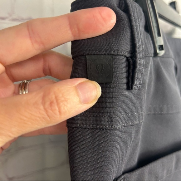 Lululemon Athletica ABC Slim fit 5 pocket pant charcoal size 31 waist men's - Picture 8 of 11